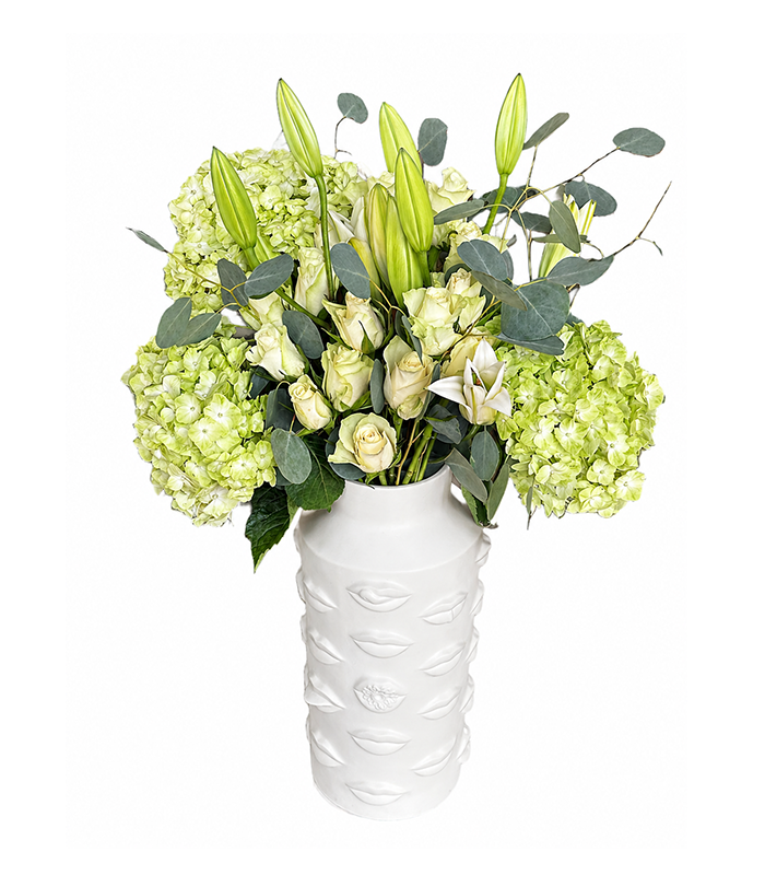 Tribeca Blanc Garden – Deluxe Arrangement (Commercial)